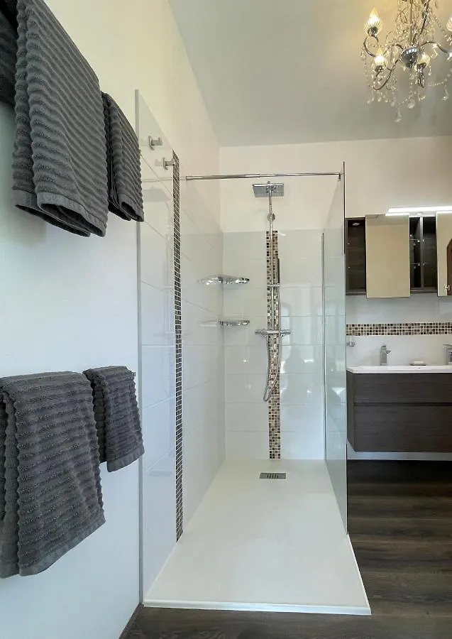 Villa Monti Luxury Villa With Pool Sleeps 6 멍똥 0*,